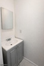 391 Delano Pl in Fairview, NJ - Building Photo - Building Photo