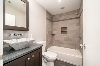 501 Adams St in Hoboken, NJ - Building Photo - Building Photo