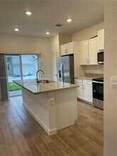 1672 SE 8th Ave in Florida City, FL - Building Photo - Building Photo