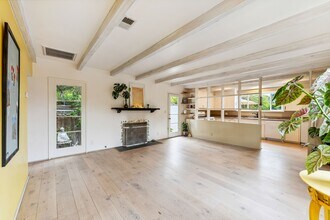 1161 High Rd in Montecito, CA - Building Photo - Building Photo