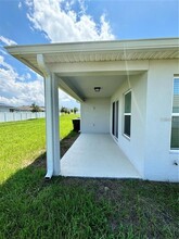 2300 Crossandra St in Mascotte, FL - Building Photo - Building Photo