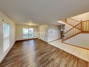 509 Rebecca Ln in Bolingbrook, IL - Building Photo - Building Photo