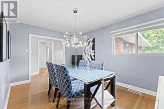 1215 Willowdale Ave in Ottawa, ON - Building Photo - Building Photo