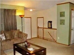 4052 Farmstead St in Wichita, KS - Building Photo - Building Photo