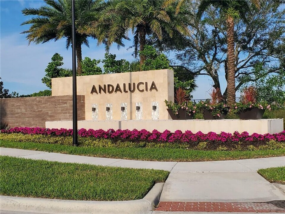 4922 Navali Dr in Wellington, FL - Building Photo