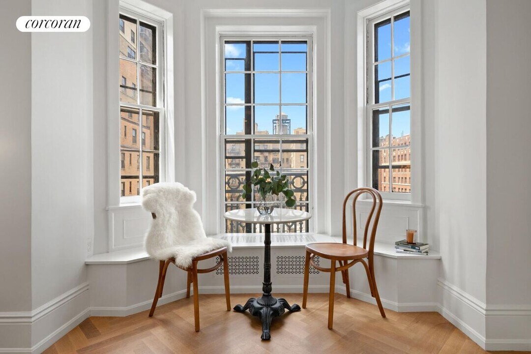 2109 Broadway in New York, NY - Building Photo