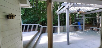 4505 Pinehollow Ct in Alpharetta, GA - Building Photo - Building Photo