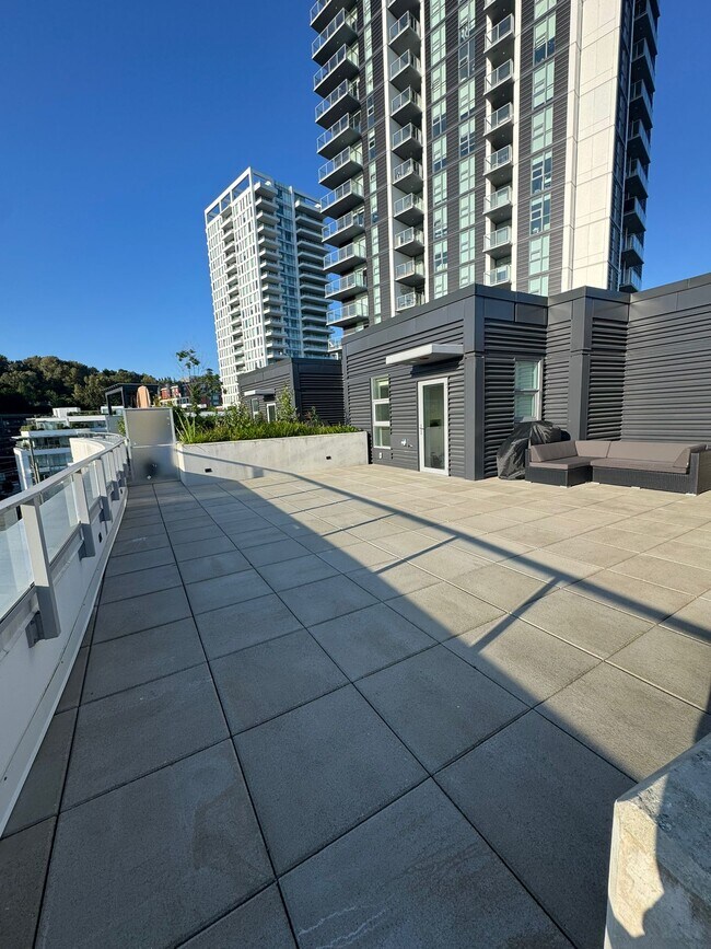 3430 E Kent Av S in Vancouver, BC - Building Photo - Building Photo