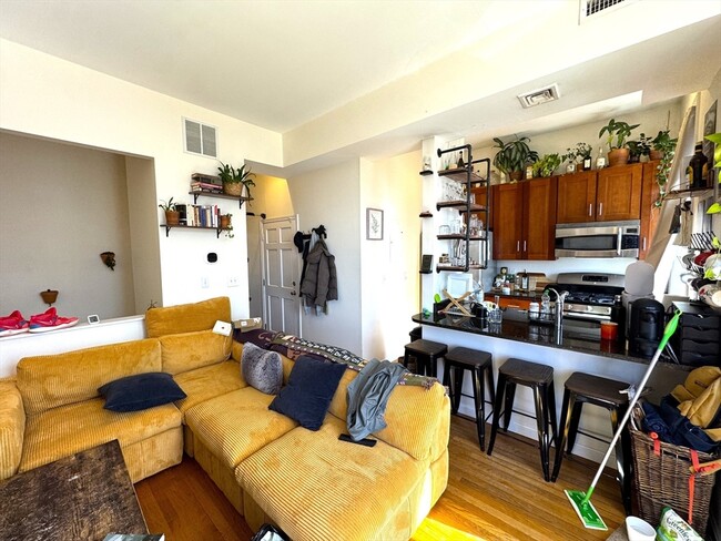 59 Fort Ave in Boston, MA - Building Photo - Building Photo