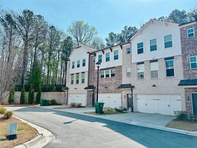 3937 Acer Ct in Peachtree Corners, GA - Building Photo - Building Photo