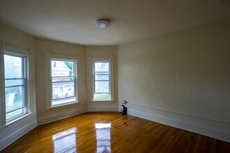 112 Dell St in Syracuse, NY - Building Photo - Building Photo