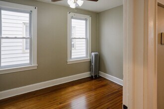 747 Adams Ave, Unit 1stFloor in Elizabeth, NJ - Foto de edificio - Building Photo