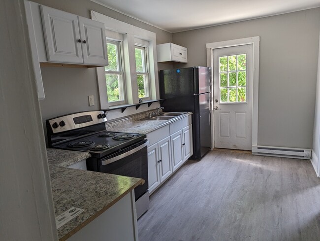 66 Broad St, Unit 3 in Albany, NY - Foto de edificio - Building Photo