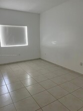 7290 NW 114th Ave, Unit 110 in Doral, FL - Building Photo - Building Photo