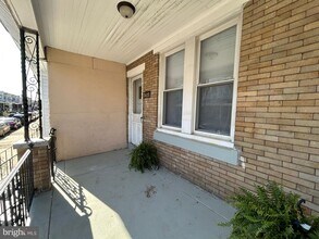 5615 Hazel Ave in Philadelphia, PA - Building Photo - Building Photo