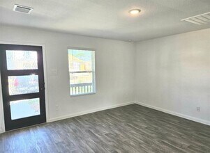 16478 Valerie Marie Pl in Conroe, TX - Building Photo - Building Photo