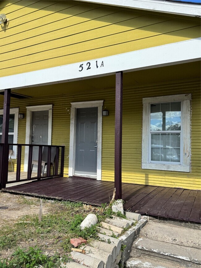 property at 521 Rosamond St