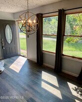 10 Oakwood Drive in Howell, NJ - Building Photo