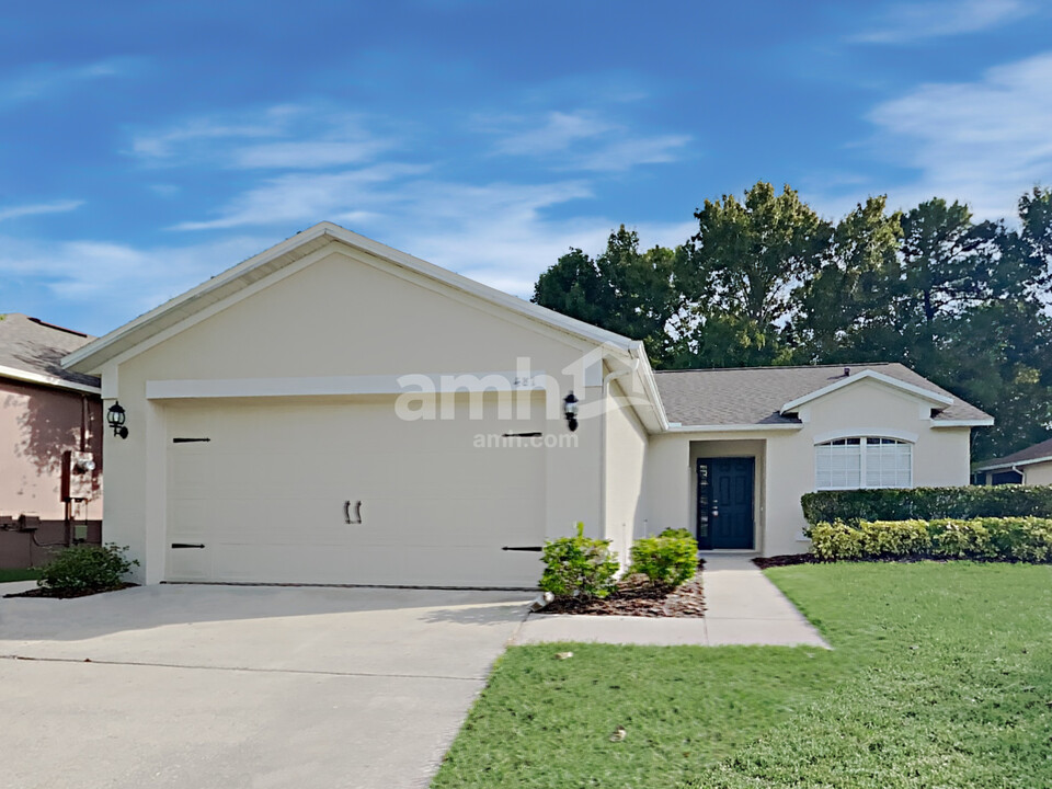 481 Augustine Ct in Oviedo, FL - Building Photo