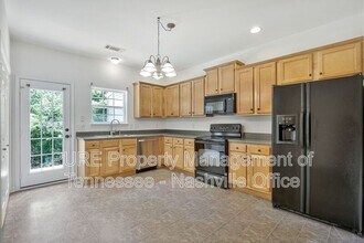 1101 Downs Blvd in Franklin, TN - Building Photo - Building Photo