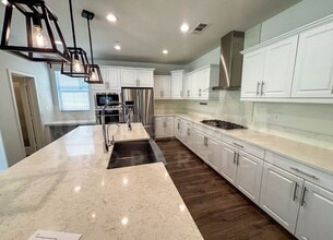 35759 Garrano Ln in Fallbrook, CA - Building Photo - Building Photo