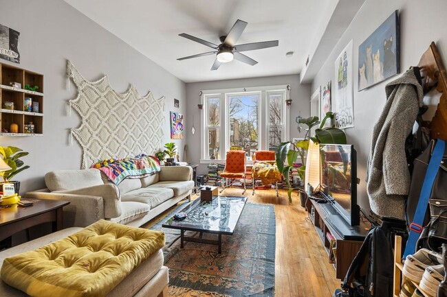 2630 W Division St in Chicago, IL - Foto de edificio - Building Photo