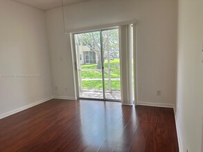 840 Cypress Park Way in Pompano Beach, FL - Building Photo - Building Photo