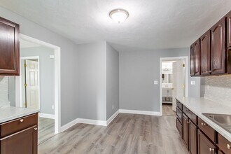 14 Benefit Terrace in Worcester, MA - Building Photo - Building Photo