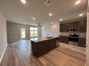 4004 Centerfire Rd in Waco, TX - Building Photo - Building Photo
