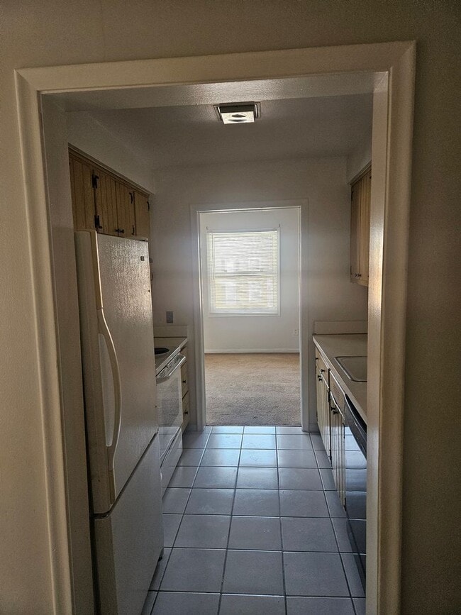 19646 Fleetwood Dr in Harper Woods, MI - Building Photo - Building Photo