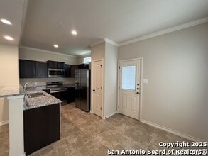 6306 Luglio Ln in San Antonio, TX - Building Photo - Building Photo