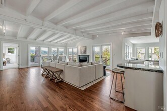 544 Silverado Dr in Tiburon, CA - Building Photo - Building Photo