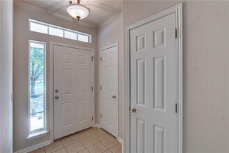8213 Menlo Park Pl in Round Rock, TX - Building Photo - Building Photo