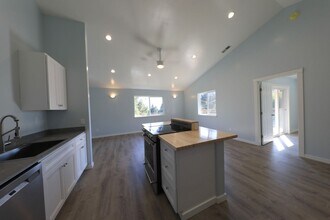 287-247 S Westhaven Dr in Trinidad, CA - Building Photo - Building Photo