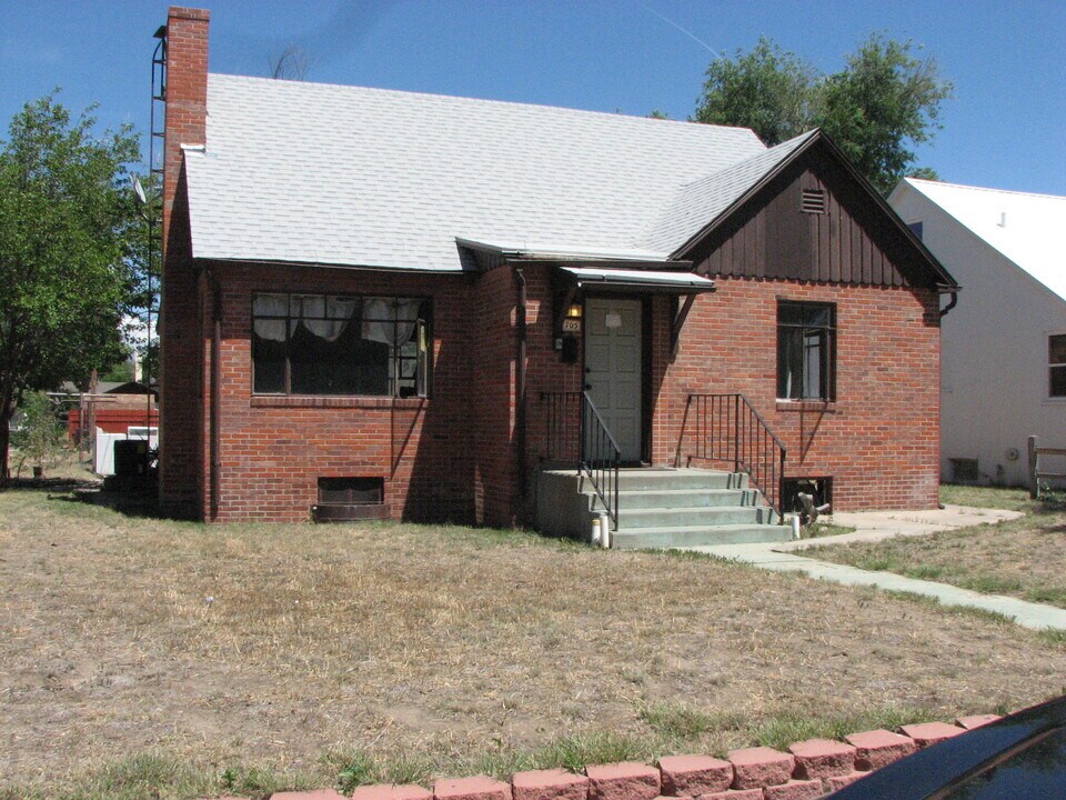 705 S 8th St, Unit UnitA in Lamar, CO - Building Photo