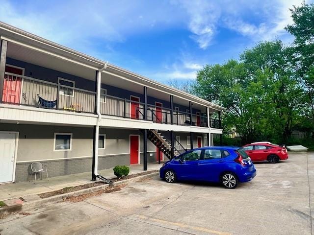 property at 364 E 7th St