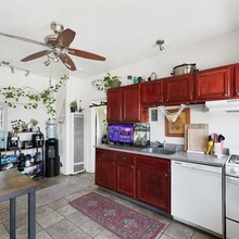 1726 E 6th St in Long Beach, CA - Building Photo - Interior Photo