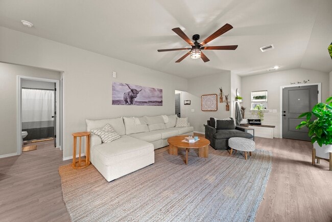 14346 High Hl Dr in Conroe, TX - Building Photo - Building Photo