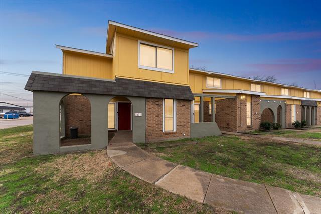 property at 2401 Doreen St