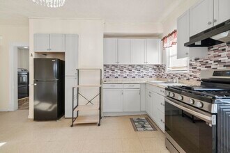 25 Salem St in Nashua, NH - Building Photo - Building Photo