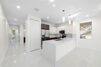 1432 SW 4th Ave in Fort Lauderdale, FL - Building Photo - Building Photo