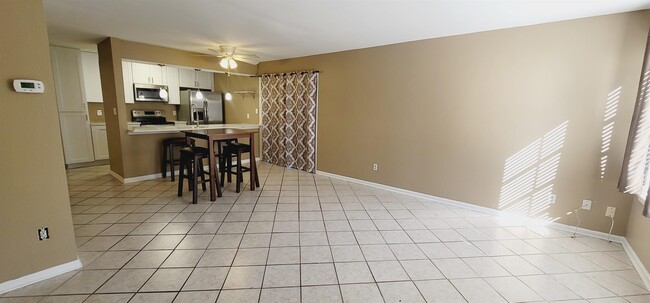 2297 Shady Timbers Cir in Tallahassee, FL - Foto de edificio - Building Photo