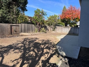 3604 Keswick Way in Sacramento, CA - Building Photo - Building Photo