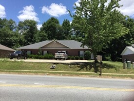 361 E Longleaf Dr in Auburn, AL - Building Photo
