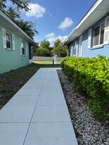 115 58th St E in Palmetto, FL - Building Photo