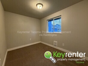 2506 S Ash St in Tacoma, WA - Building Photo - Building Photo