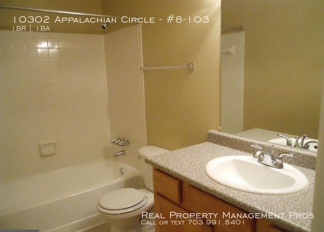 10302 Appalachian Cir-Unit -#8-103 in Oakton, VA - Building Photo - Building Photo