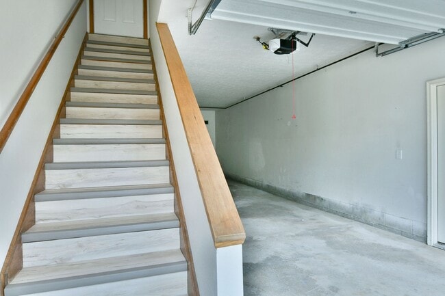 920-922-922 Cynthia Ct in Niles, OH - Building Photo - Building Photo