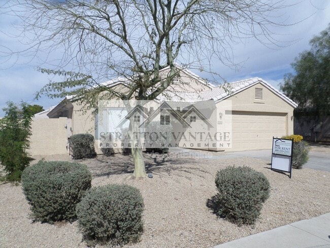 7182 W Stella Ave in Glendale, AZ - Building Photo - Building Photo