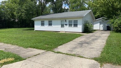 3939 Prescott Ave in Dayton, OH - Foto de edificio - Building Photo